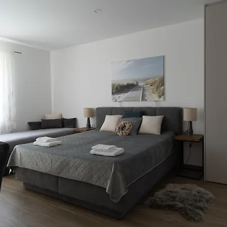 别墅 Kortus - Private Pool&700mbeach 萨武德里亚