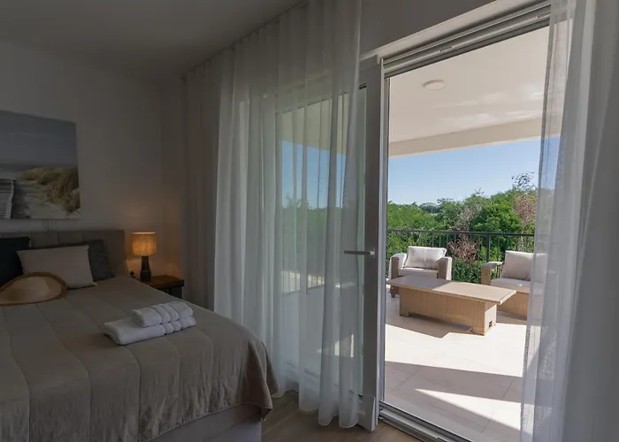 Kortus - Private Pool&700mbeach